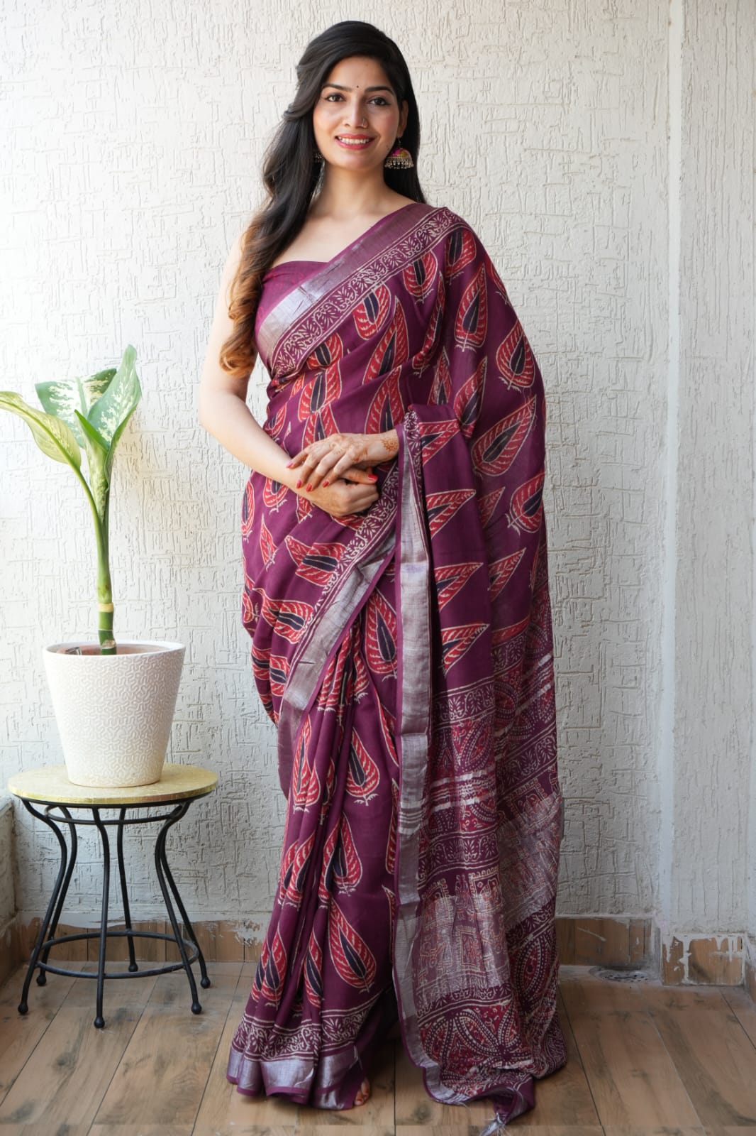 HAND BLOCK BLACK & WHITE PRINTED COTTON LINEN SAREE WITH BLOUSE(LCS98)