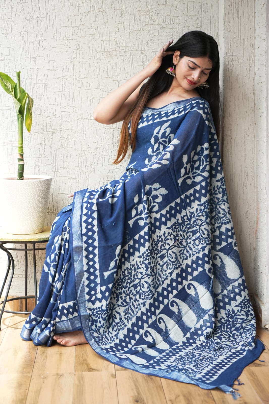 HAND BLOCK BLACK & WHITE PRINTED COTTON LINEN SAREE WITH BLOUSE(LCS171)