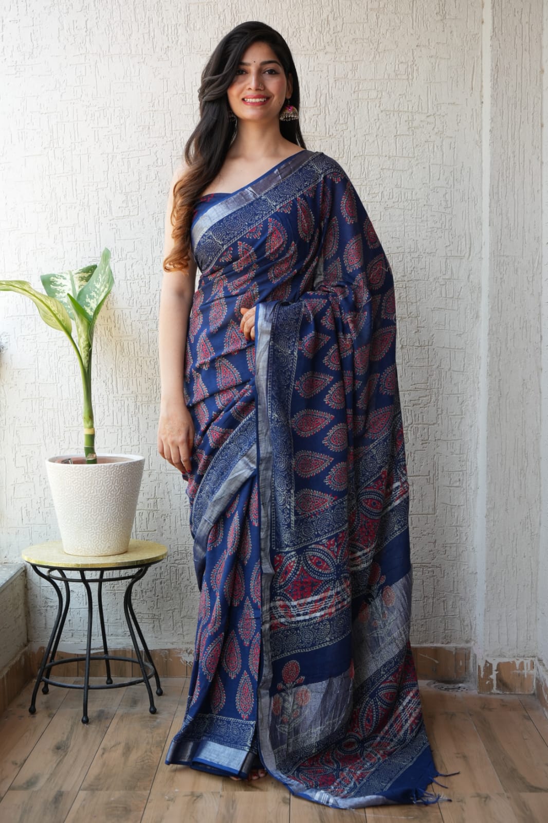 HAND BLOCK BLACK & WHITE PRINTED COTTON LINEN SAREE WITH BLOUSE(LCS87)