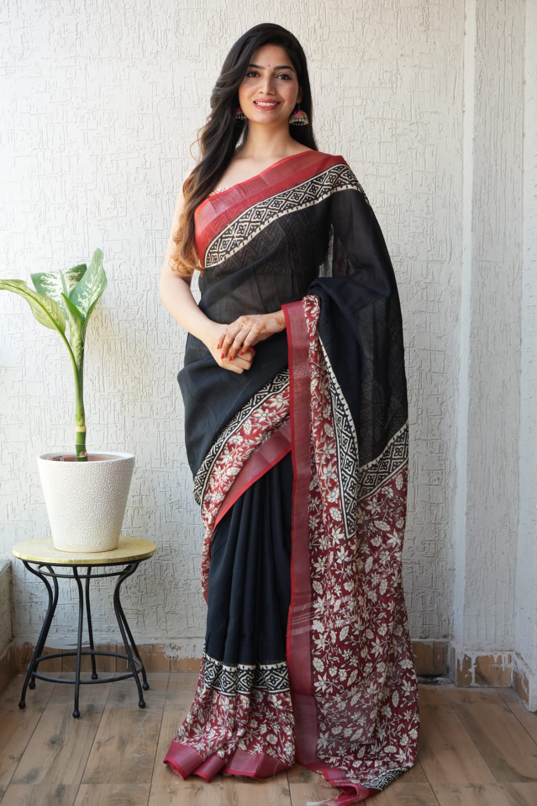 HAND BLOCK BLACK & WHITE PRINTED COTTON LINEN SAREE WITH BLOUSE(LCS93)