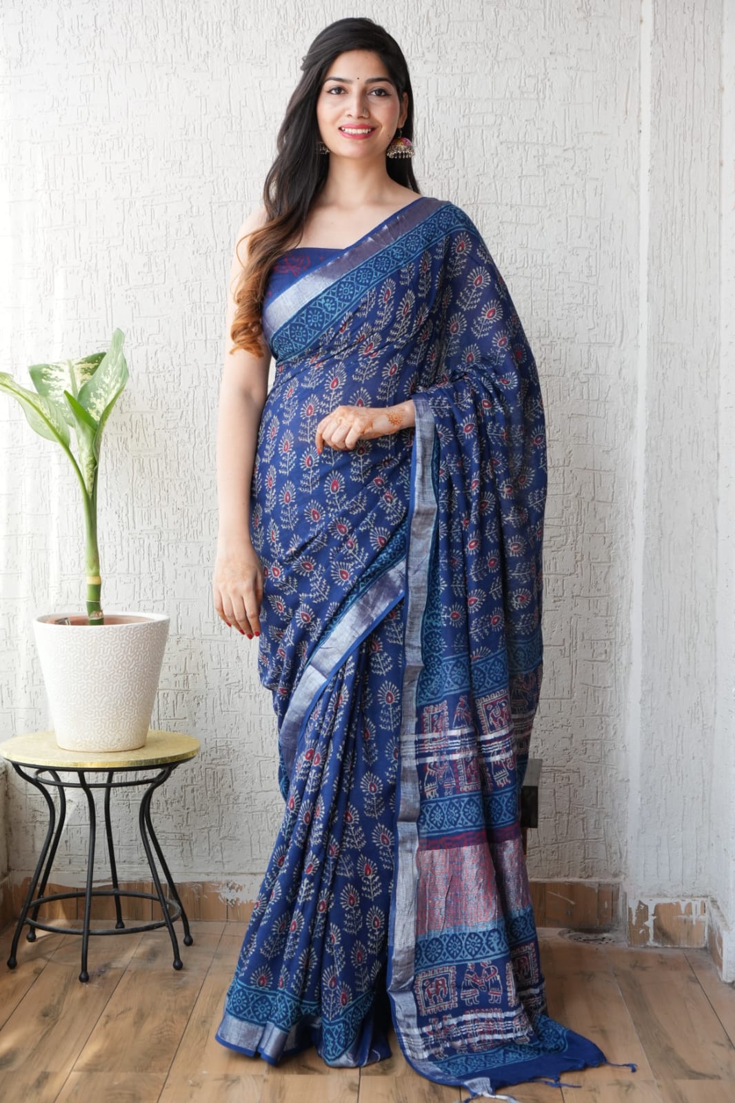 HAND BLOCK BLACK & WHITE PRINTED COTTON LINEN SAREE WITH BLOUSE(LCS100)