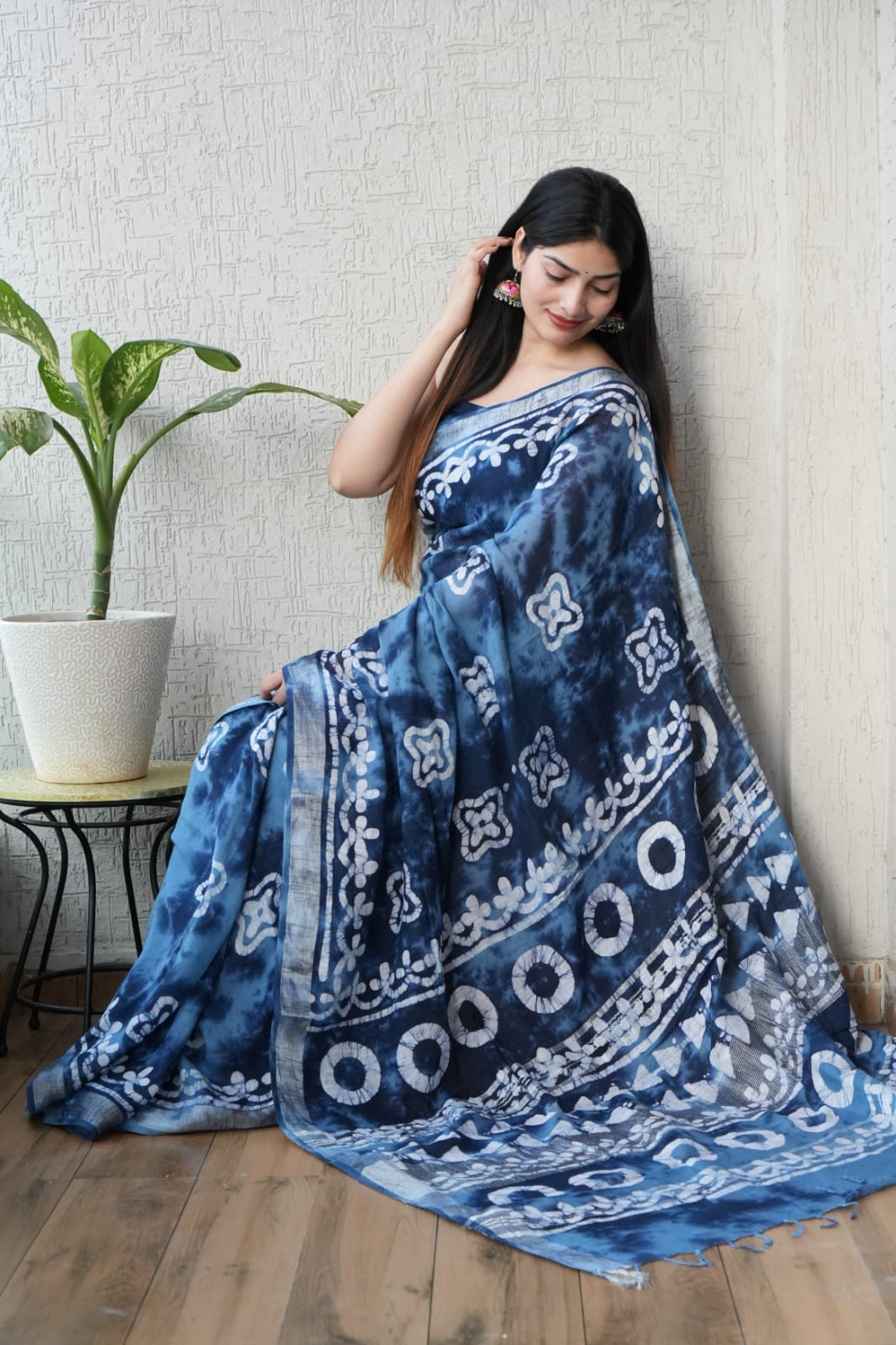 HAND BLOCK BLACK & WHITE PRINTED COTTON LINEN SAREE WITH BLOUSE(LCS144)