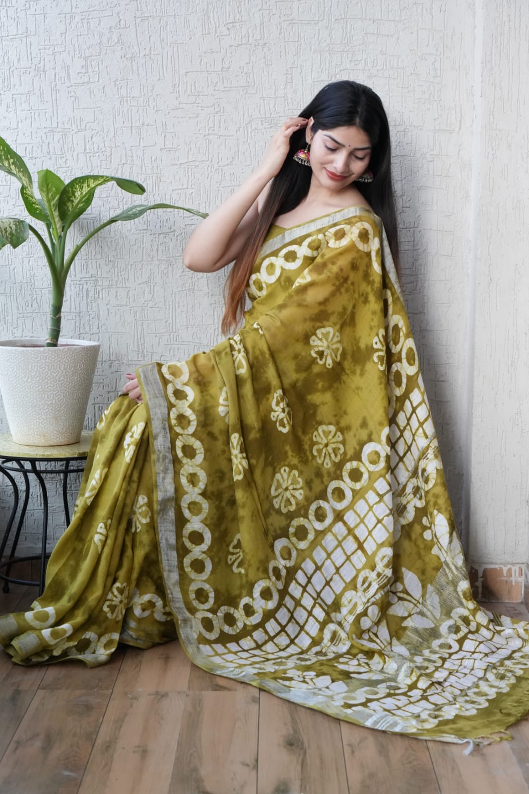 HAND BLOCK BLACK & WHITE PRINTED COTTON LINEN SAREE WITH BLOUSE(LCS148)