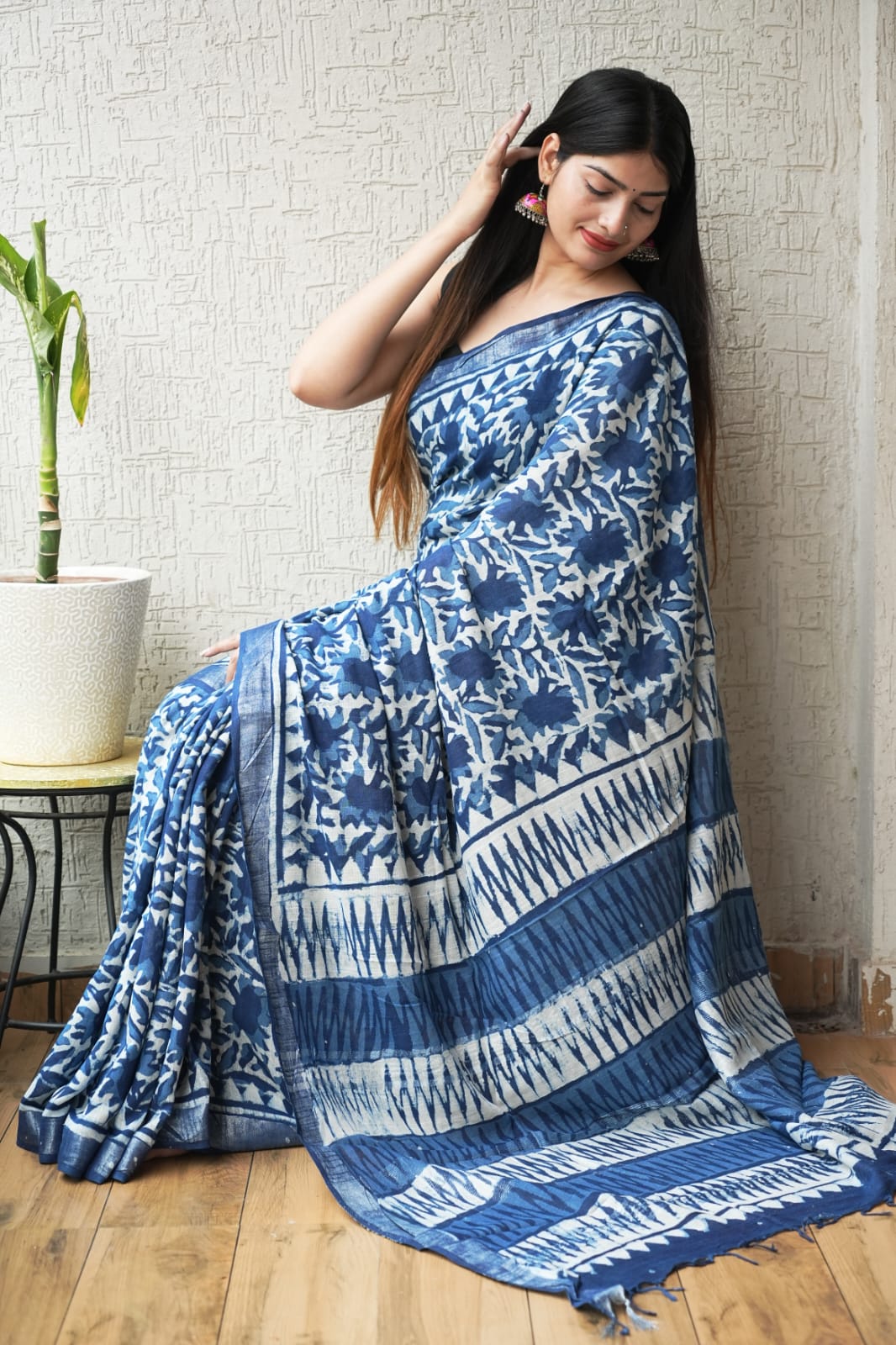 HAND BLOCK BLACK & WHITE PRINTED COTTON LINEN SAREE WITH BLOUSE(LCS168)