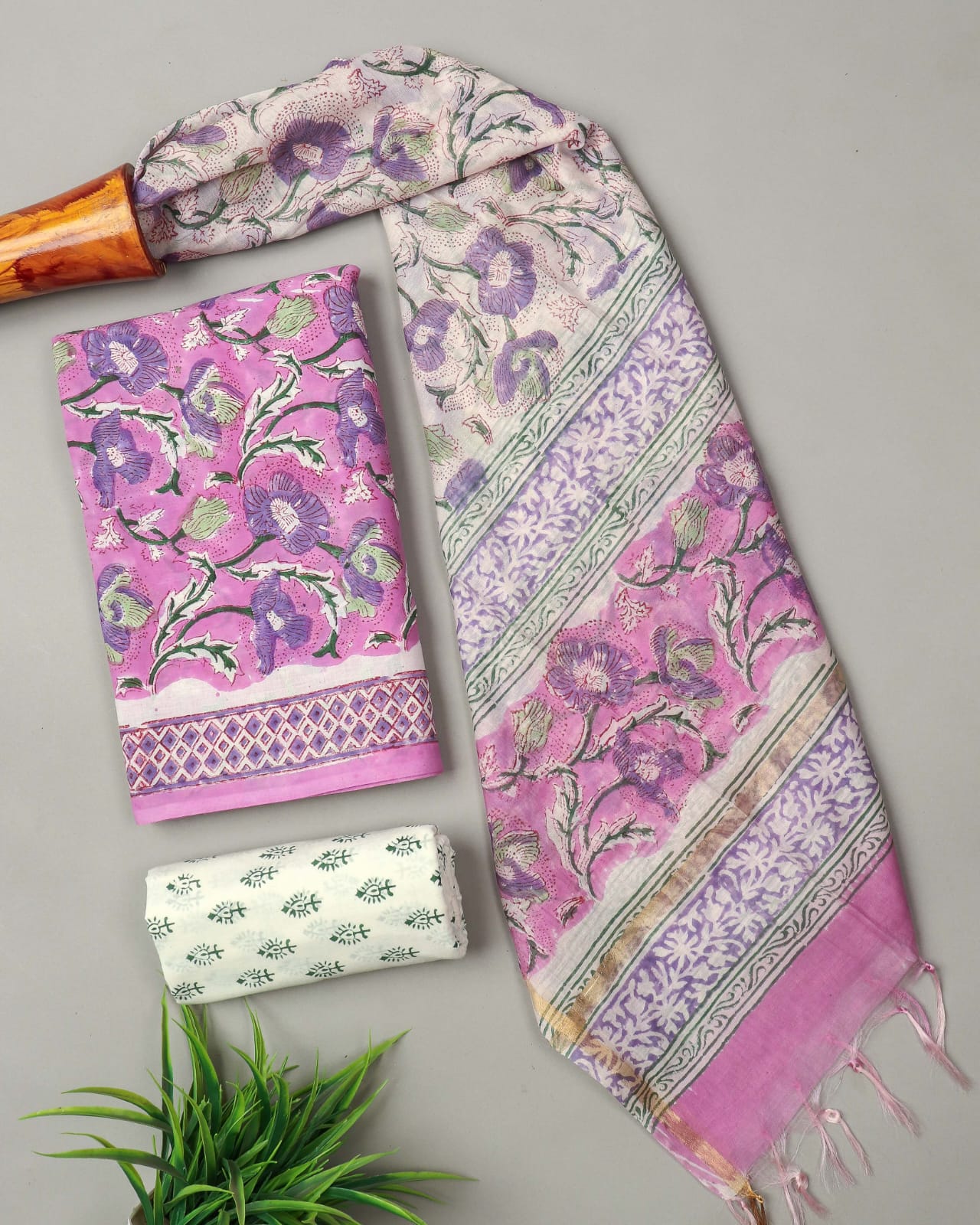 JAIPUR COTTON SUIT WITH CHANDERI DUPPATA (CSS87)