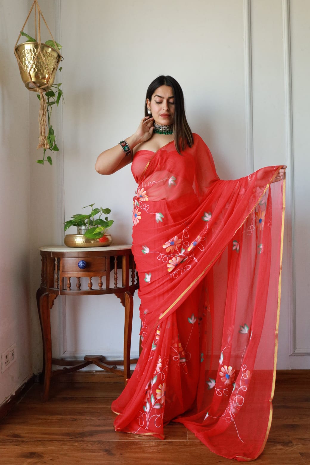 Hand Brush Painted Chiffon Saree with Blouse ( CIA57)